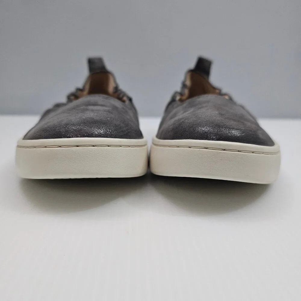 Vionic Uptown Ballet Flat Sneaker Womens 8.5 Metallic Silver Leather Slip On